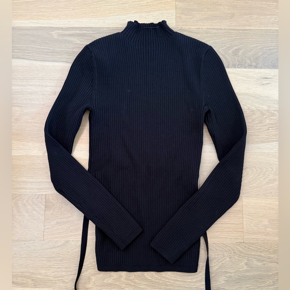 Aritzia Long Sleeve Top